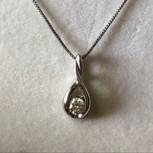 14k white gold Sirena diamond solitaire necklace